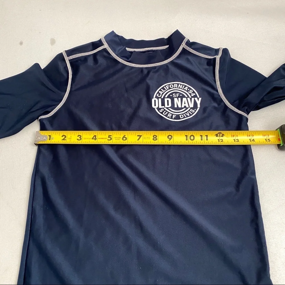 Old Navy blue and white short sleeve rash guard M